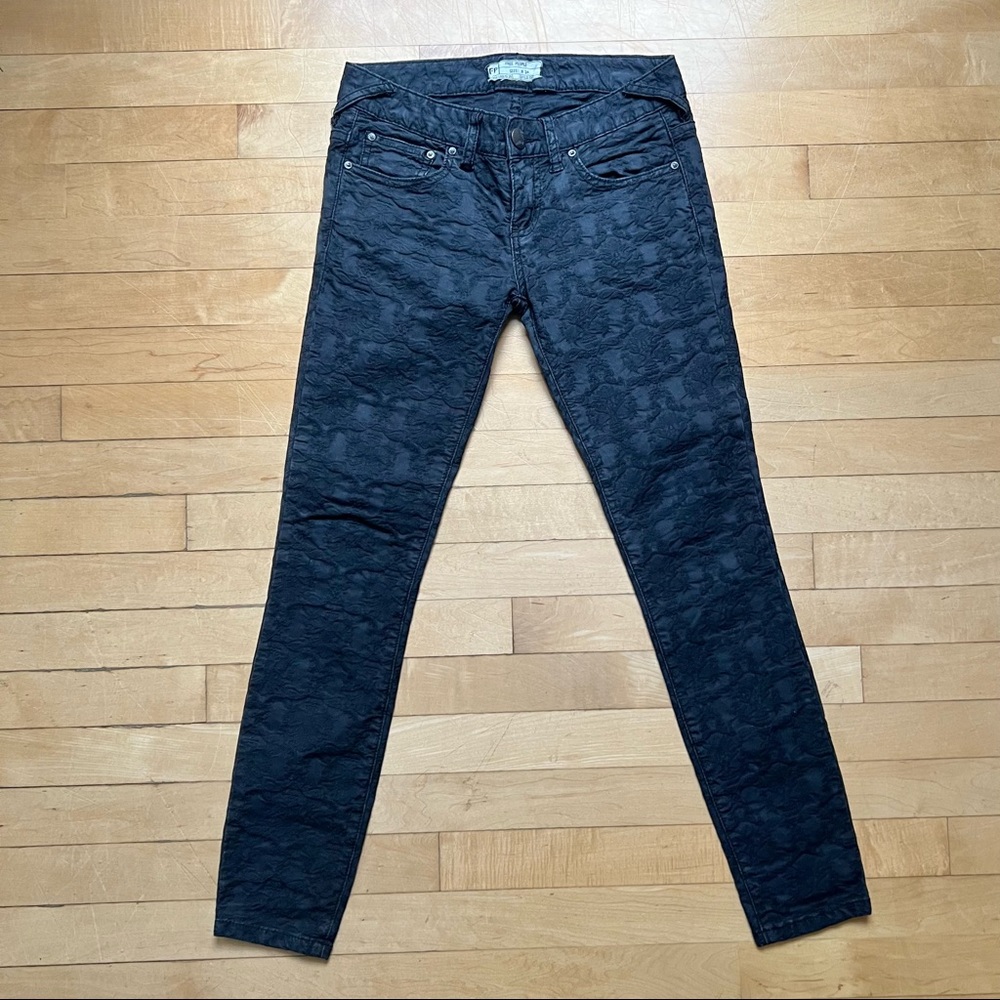 Free People Black Textured Skinny Ankle Jeans 24